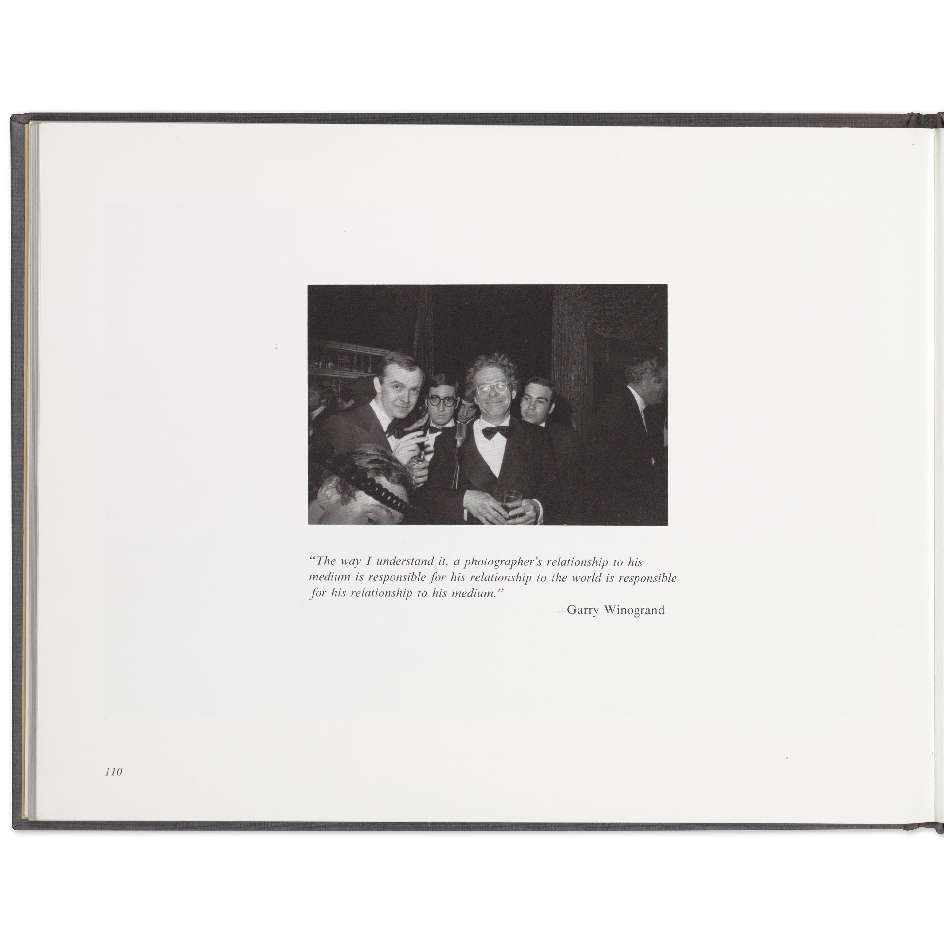 Garry Winogrand 『Public Relations』 71w9JwkNO8L._AC_UF1000,