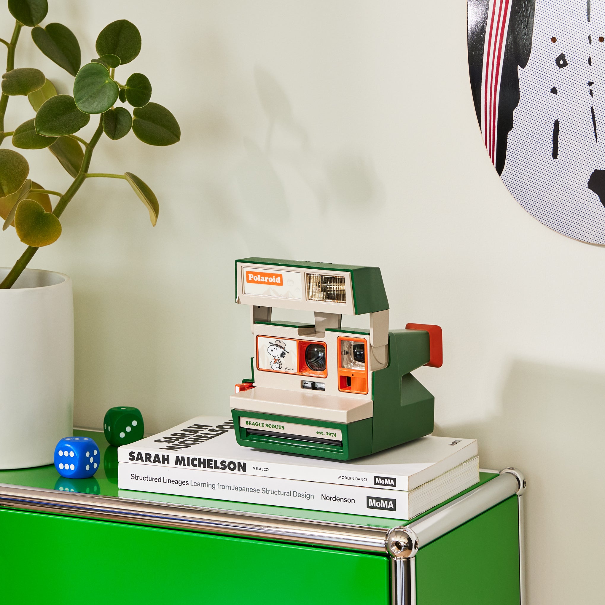 ☆スヌーピーさん専用☆Polaroid 690 Snoopy's Beagle Scouts Polaroid 600 Instant Film Camera