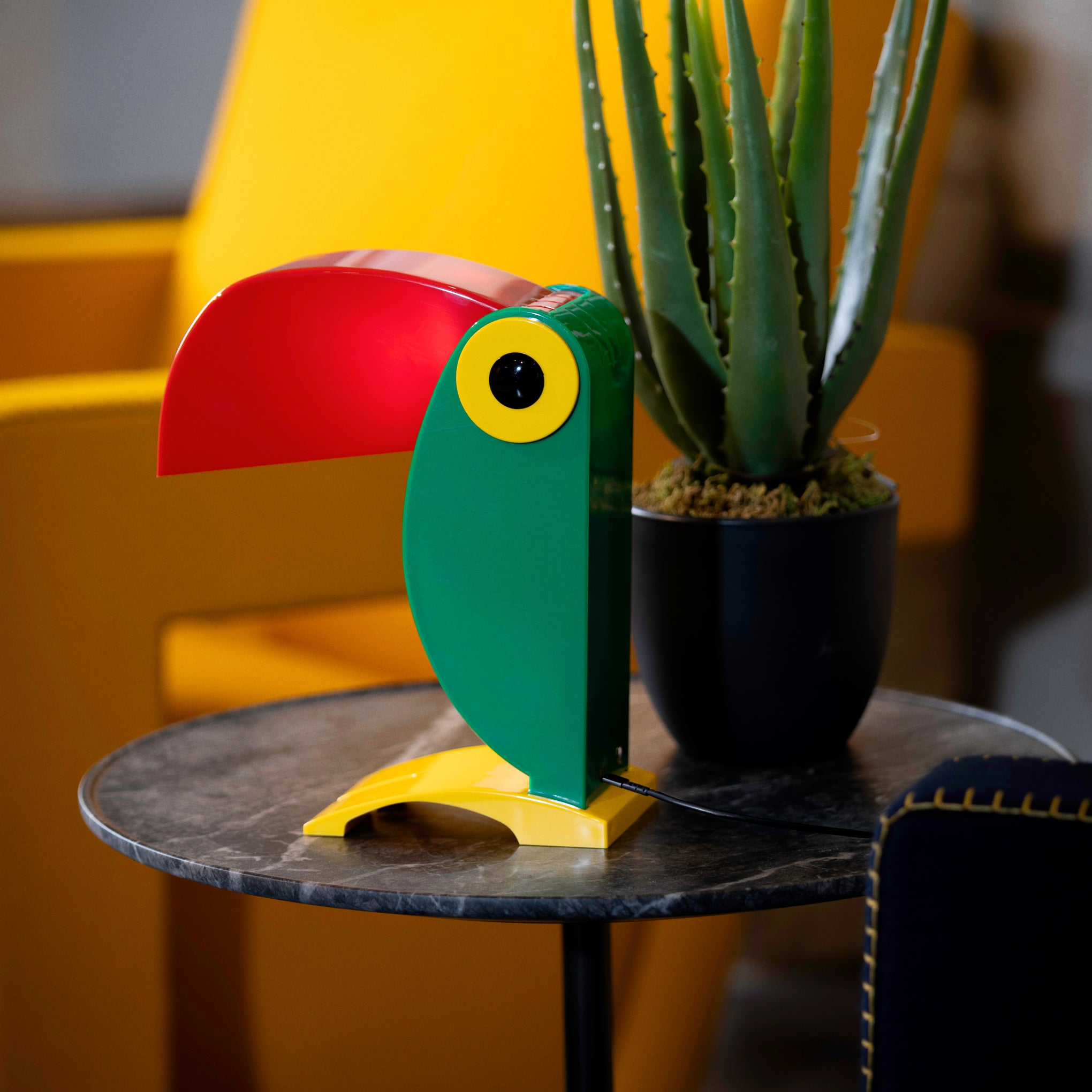 Toucan LED Desk Lamp – MoMA Design Store