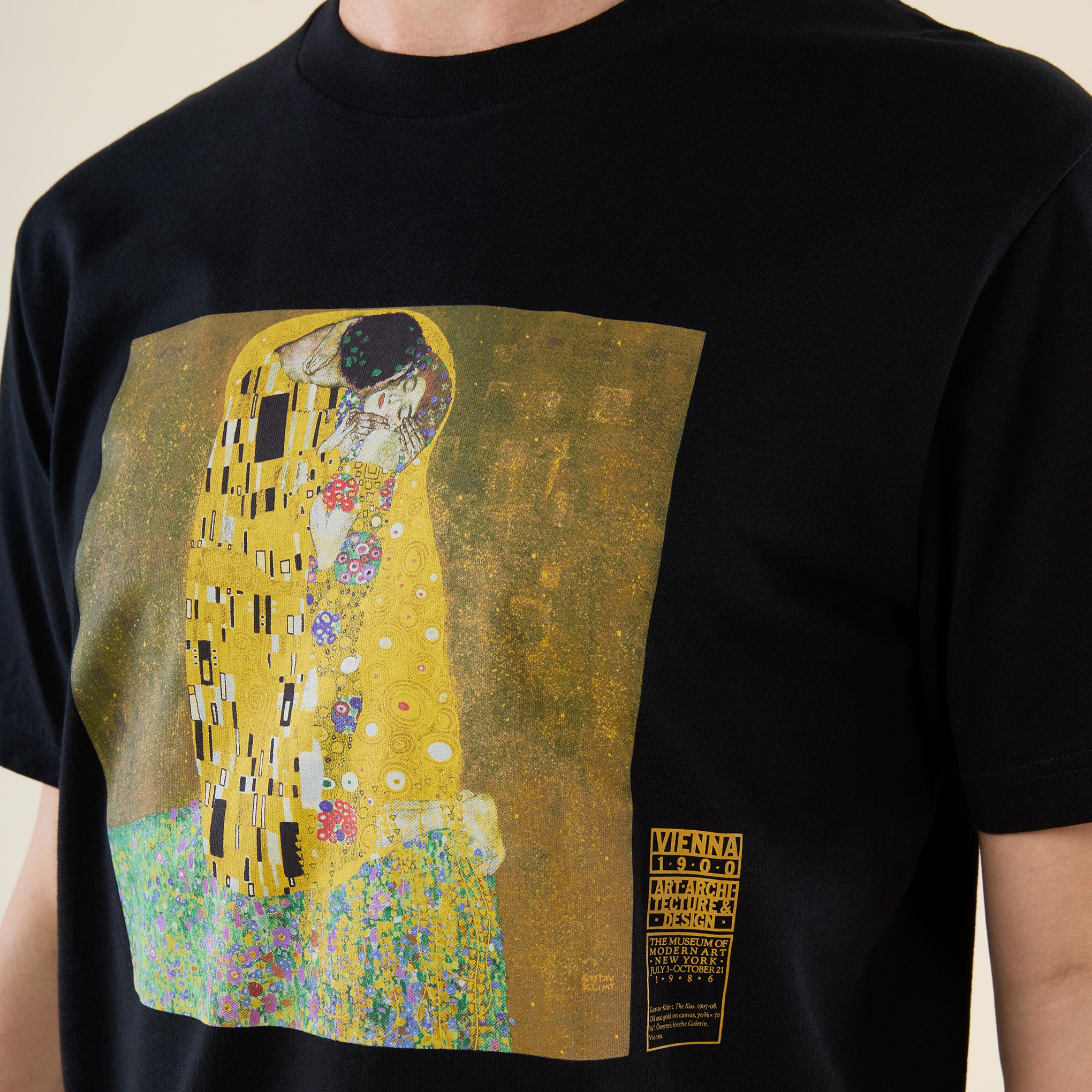MoMA UNIQLO Gustav Klimt Poster T-Shirt – MoMA Design Store