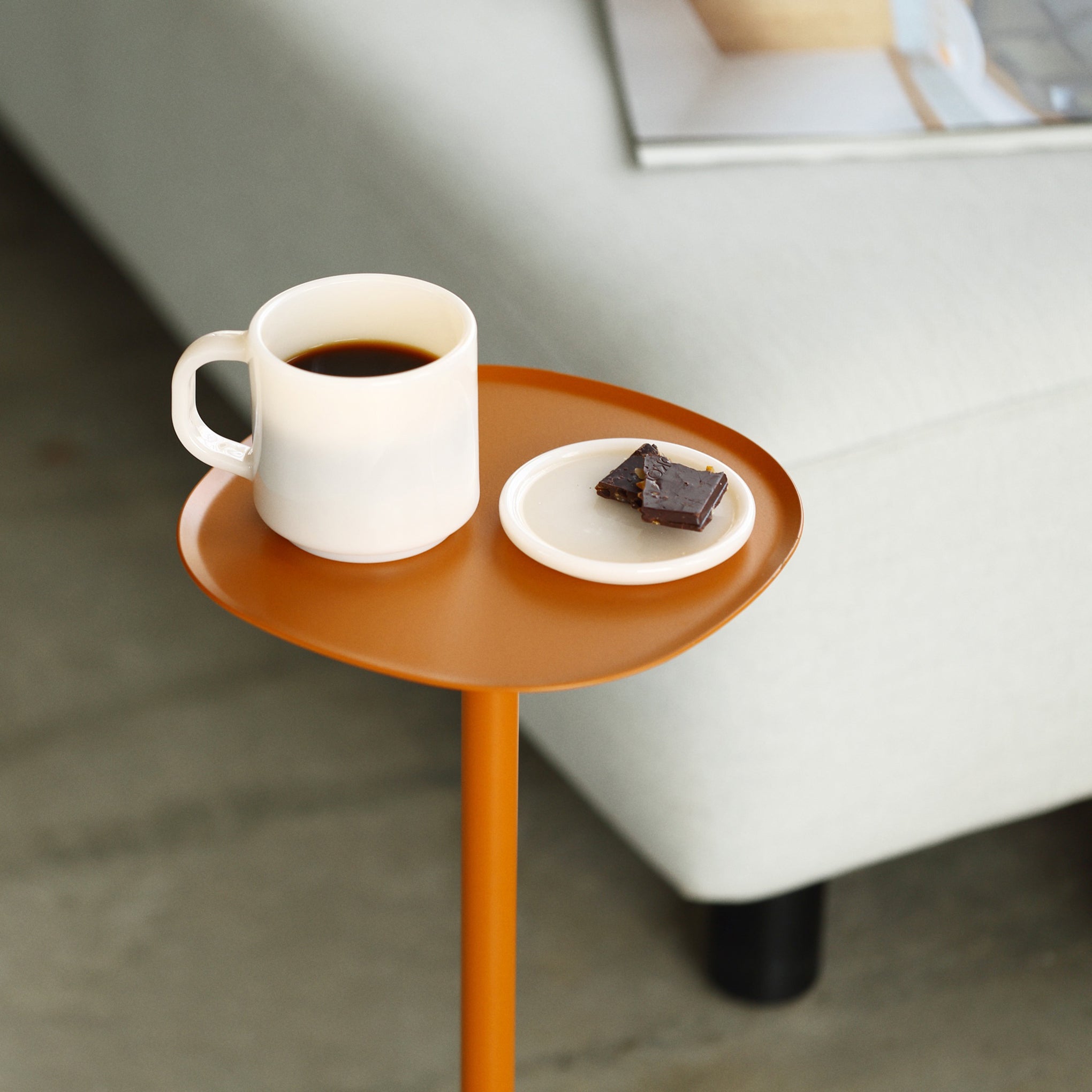 Pedestal Side Table - Tan Orange – MoMA Design Store